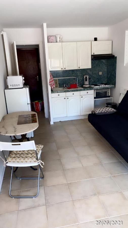 Joli Studio Neuf Av Terrasse A 50 M De La Mer Et Gare Рокбрюн-Кап-Мартин Екстериор снимка
